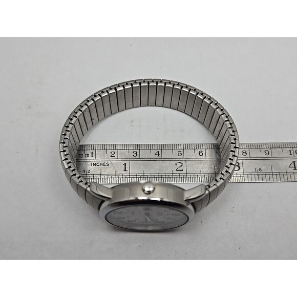 Timex Easy Reader T2N091 Day Date Indiglo Quartz Watch Stretch Band New Battery - Picture 9 of 11